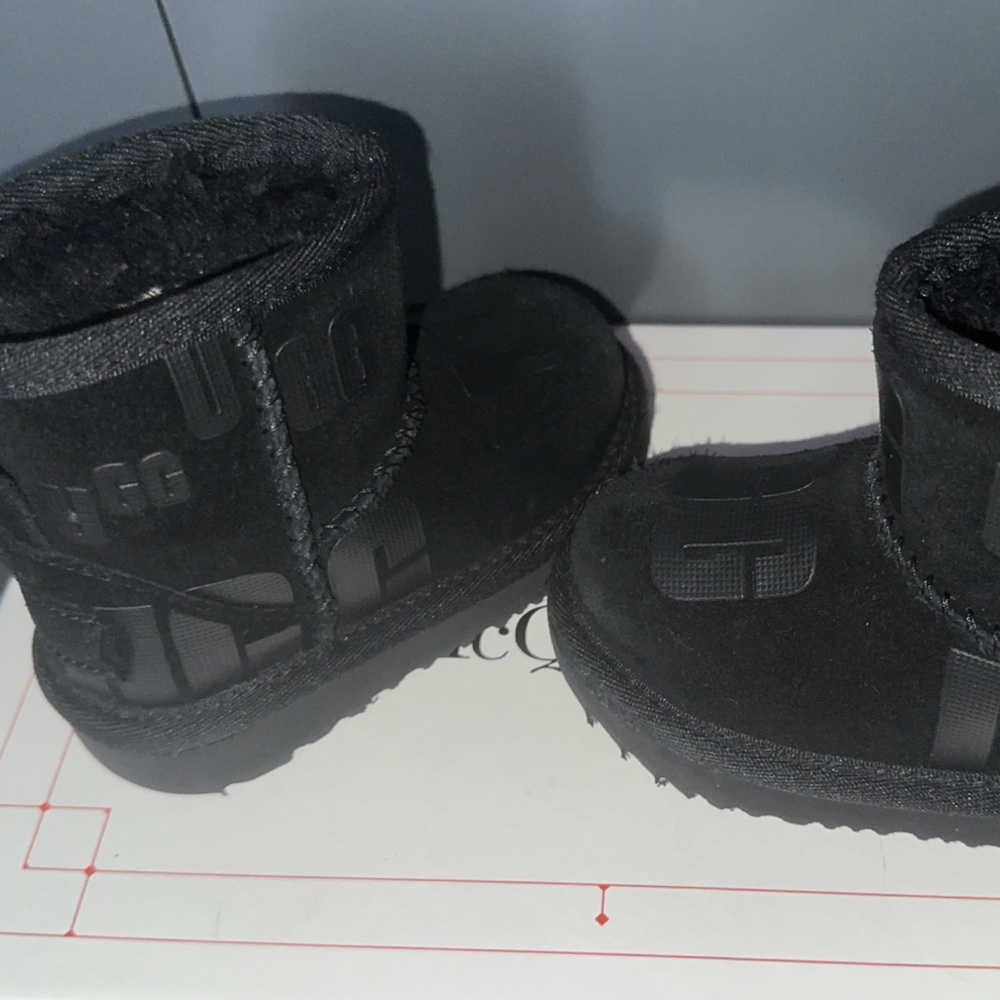 Toddler ugg boots